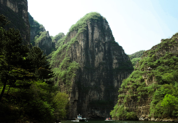 【清遠(yuǎn)旅游休閑三日】森林溫泉+卡丁車+天子山瀑布+云天玻霸大峽谷+古龍峽 / 公司團(tuán)建