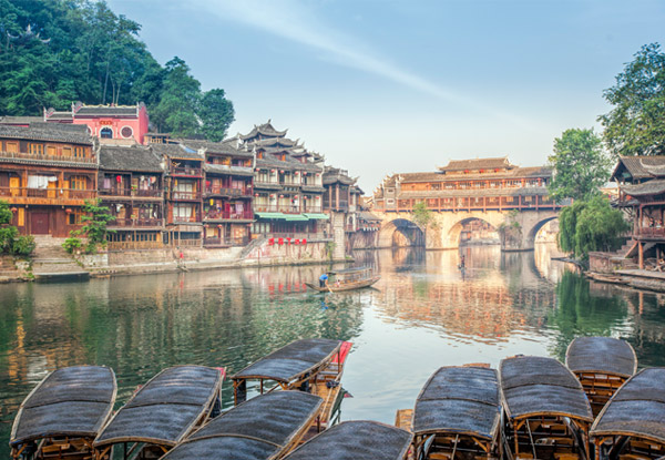 【湖南旅游5日】燒腦搭建“紙糊的大力士”+湘劇臉譜繪畫(huà)+親子默契比拼+玩轉(zhuǎn)娛樂(lè)高地